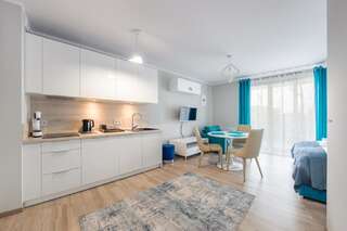 Апартаменты Apartamenty Sun & Snow Rezydencja Park Мельно Studio Apartment - 1 Orła Białego Street-2